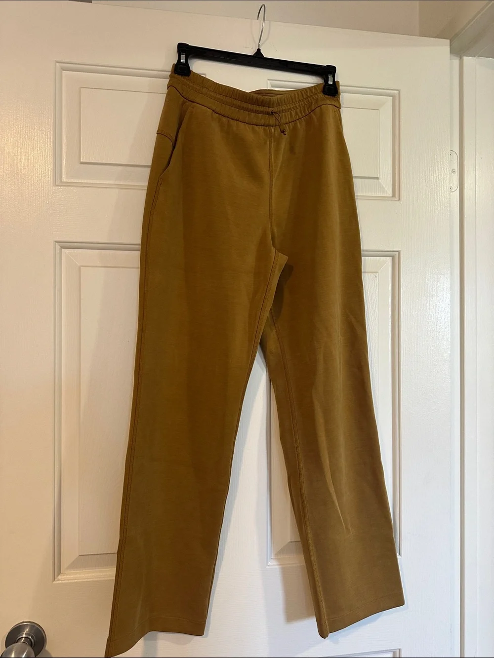 Lululemon softstreme Relaxed Fit Casual Pants - Brown/mustard yellow